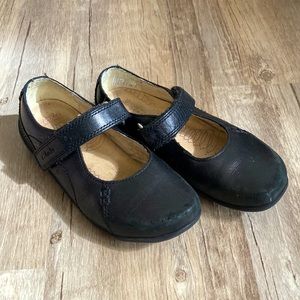 Black Leather Mary Janes | Size 9.5 | Clarks